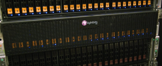 Cassandra cluster disaggregating storage over persistent 
volumes to Lightbits software-defined storage.